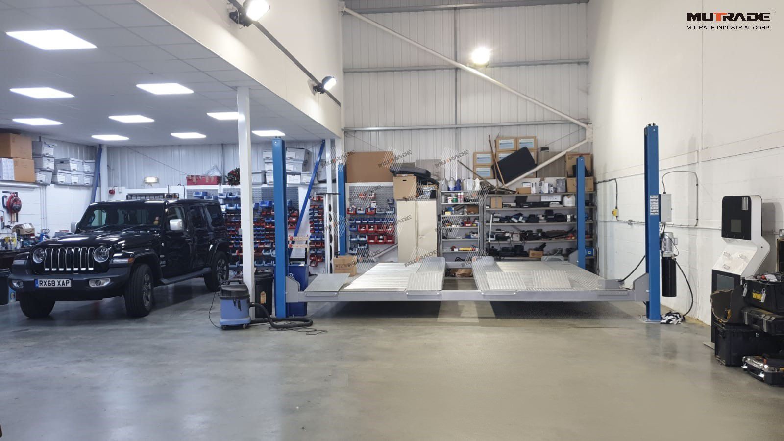 4-стоечный гидравлический подъемник для парковки автомобиля Mutrade CE TUV EAC, высокое качество, китайская цена, 2 уровня